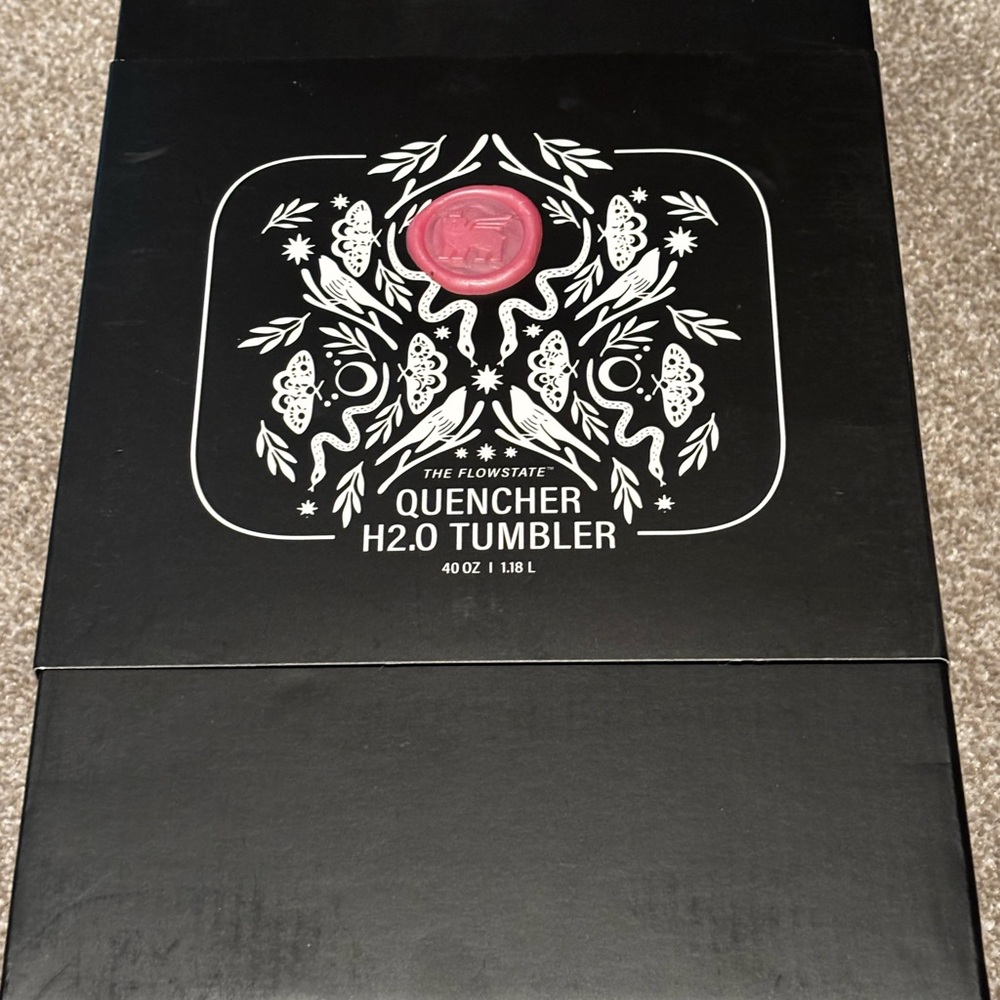 NWT Stanley Quencher H2.0 Tumbler 40 oz Black With Skull Straw